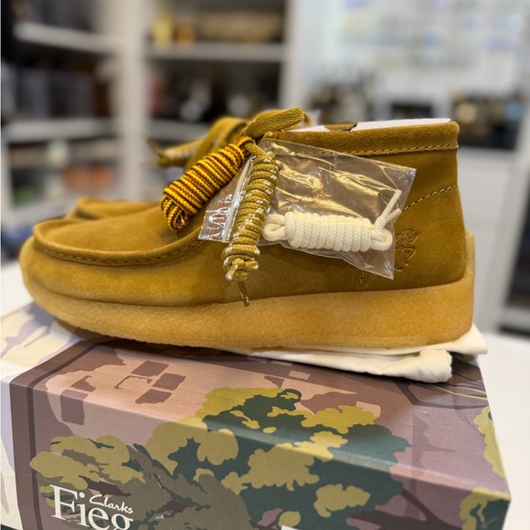 Clarks Mustard Suede Rossendale Shoes